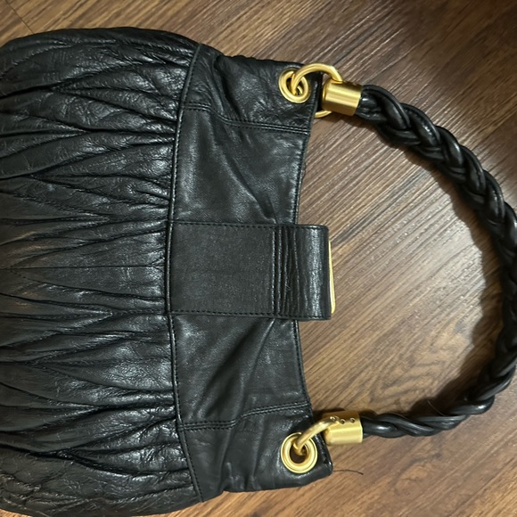 black leather purse with gold clasp. STEVEN by Steve Madden - Picture 3 of 6
